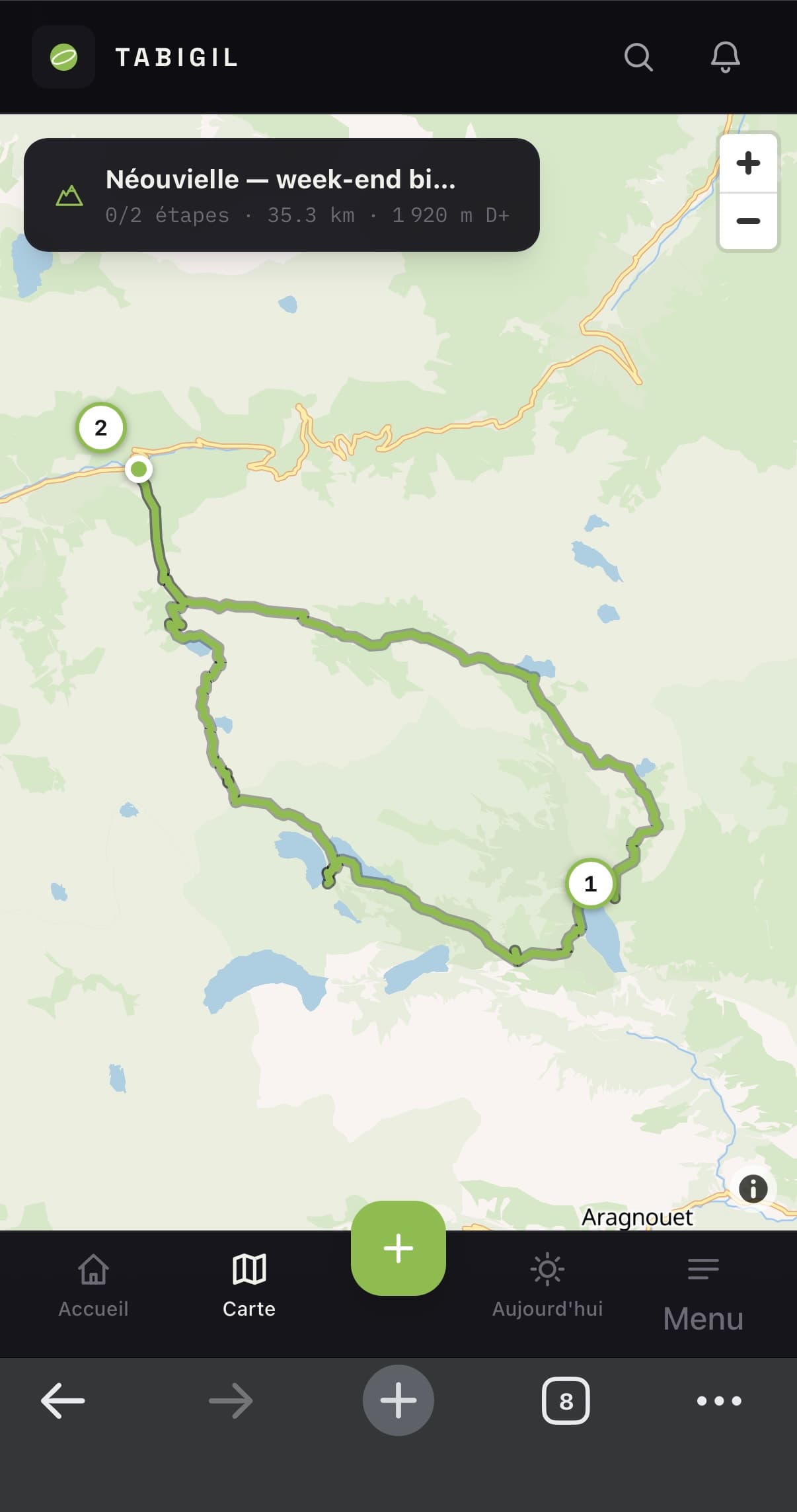 Tracé d'une randonnée en boucle dans Tabigil, avec les étapes numérotées, la distance et le dénivelé affichés sur la carte